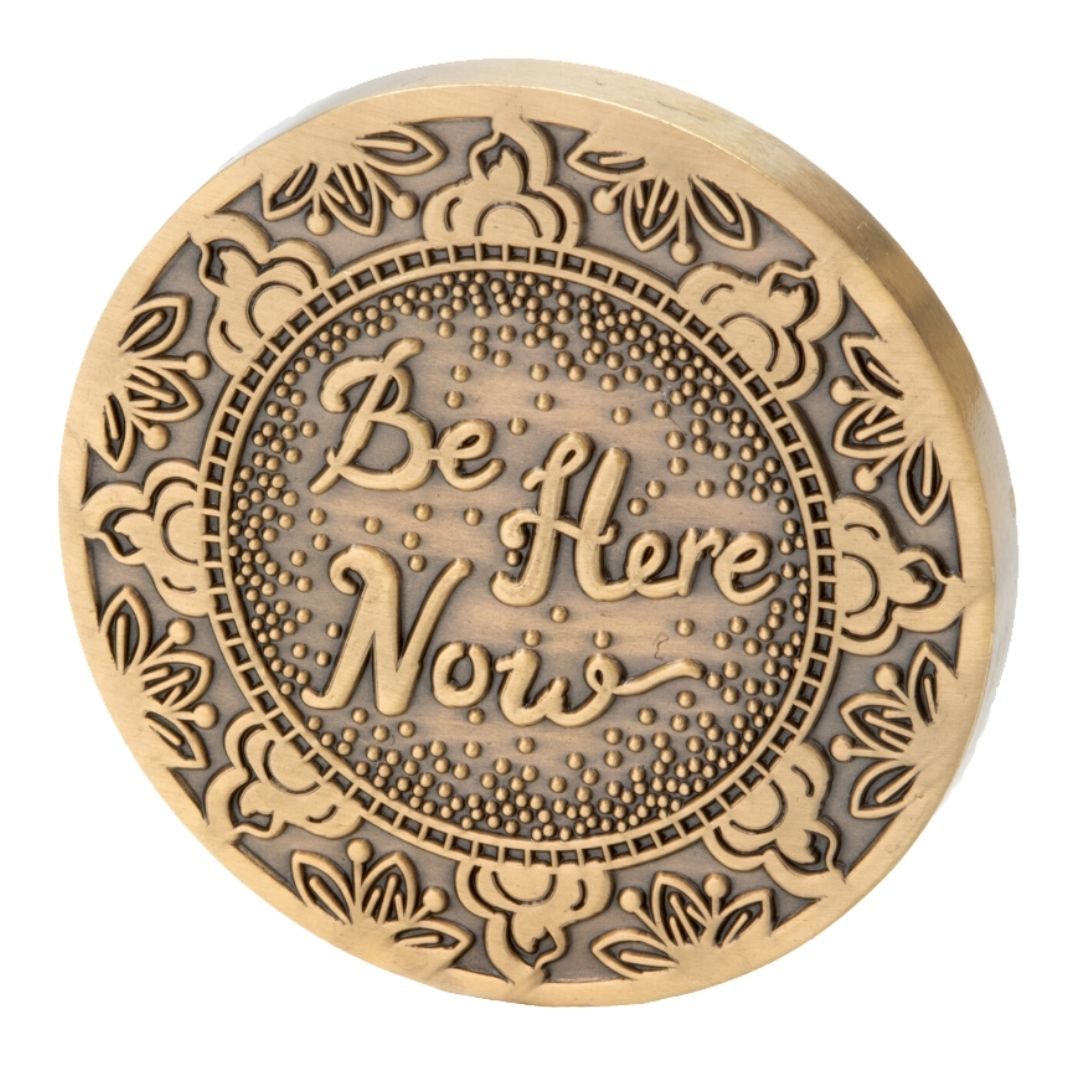 Bhagavad Gita Bundle - Be Here Now Medallion Front